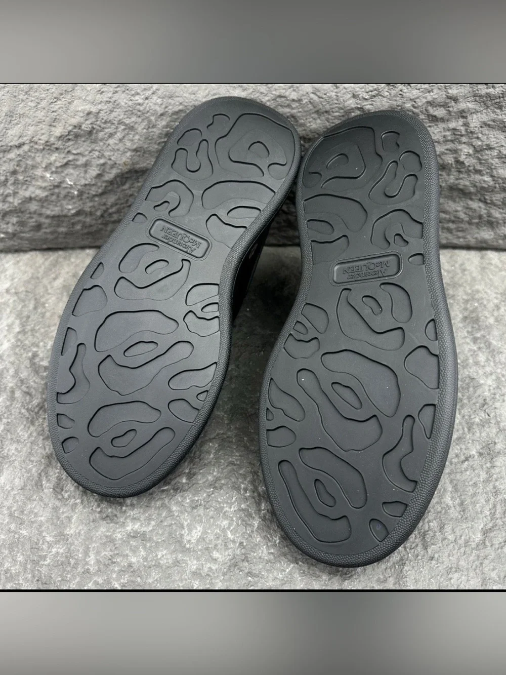 Men's Black Platform Leather Sneakers - Classic Low-Top